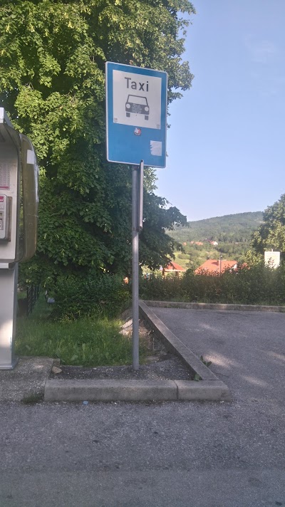 Photos of &Scaron;estine