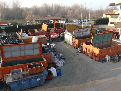 Photos of LEMIR - recupero ferro, rottami metalli, autodemolizioni, smaltimento, bologna, MODENA