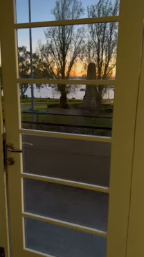 Captains Retreat Apartments & Cottages Williamstown by null