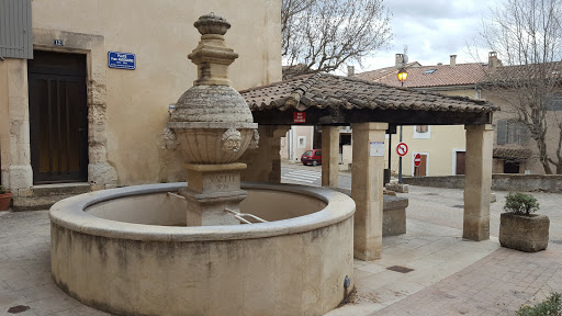 Fontaine de Sablet - Thumbnail
