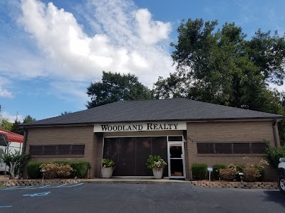 Woodland Realty