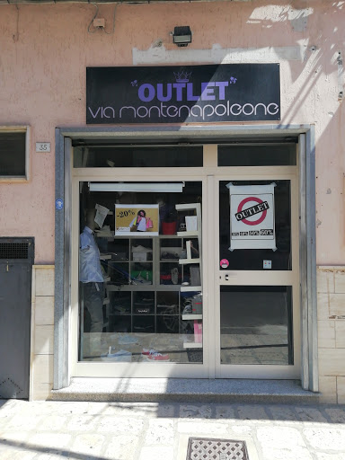 Outlet Via Montenapoleone - Thumbnail
