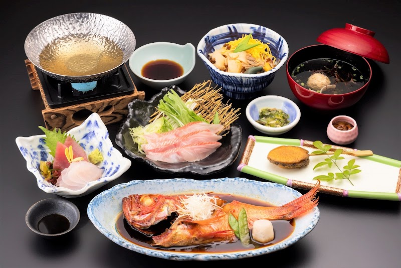 網元料理 徳造丸 本店（稲取漁港）