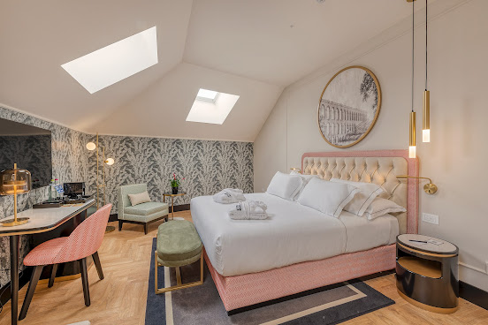 H10 Palazzo Galla by null