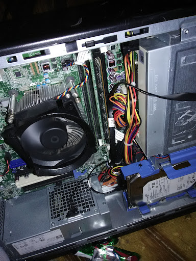 Laneta's computer and electronics repair - Thumbnail