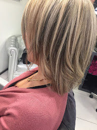 Photo n°18 de Styl' Eva à Bandol (Salon de coiffure)