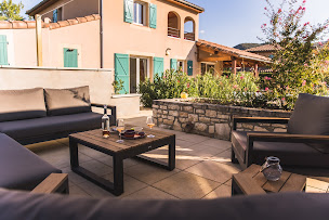 Photo n°8 de Les Rives de L'Ardeche 70 à Vallon-Pont-d'Arc (Agence de location de chalets)