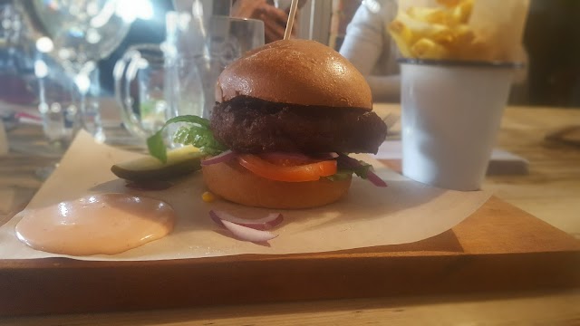 The Feathers Public House & Kitchen