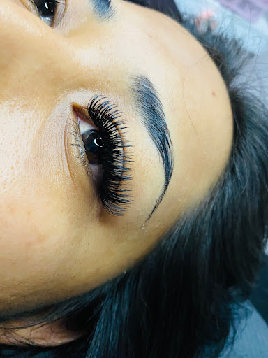 Lezama_Eyelash - Thumbnail