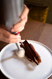 Photo n°201 de Sphère à Paris (Restaurant de cuisine européenne moderne)