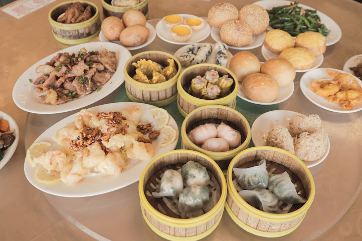 Happy Days Chinese Seafood Restaurant by null