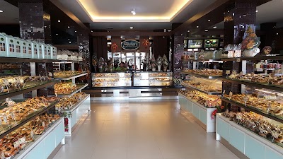 Photos of Shereen Cake & Bread