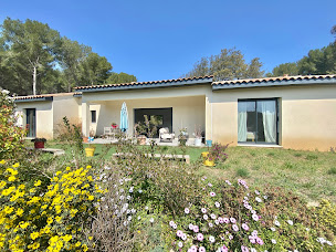 Photo n°10 de NELLY CORNE agent indépendant OPTIMHOME Immobilier LA FARE LES OLIVIERS à La Fare-les-Oliviers (Expert immobilier)