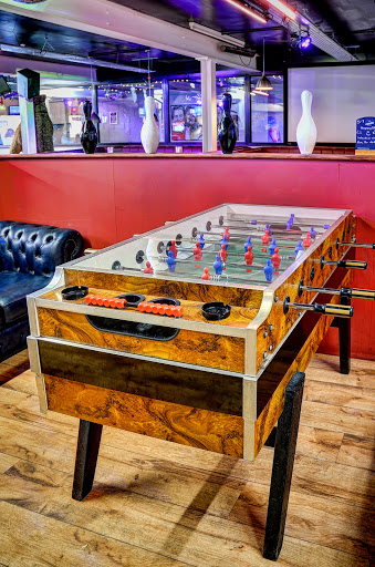 Bear's Pool and snooker bar - Thumbnail