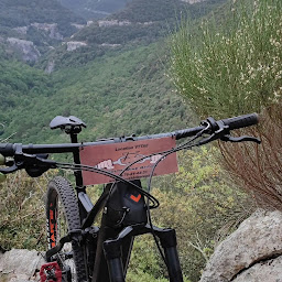 Photo n°21 de South Bike Repair à Bagnols-en-Forêt (Magasin de réparation de vélos)