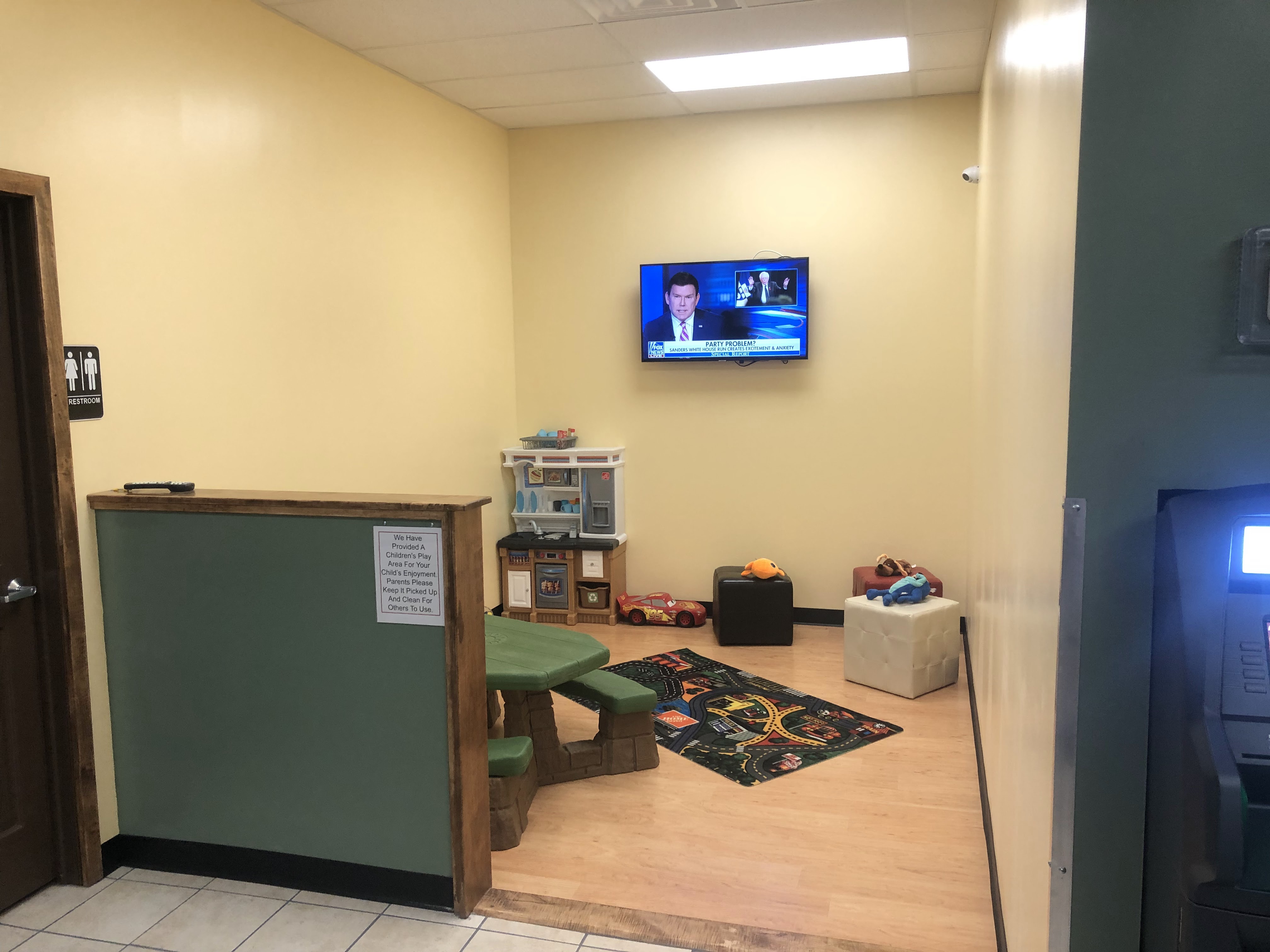 Top Shelf Laundromat and Wash-n-Fold facility with washing machines in Tonawanda