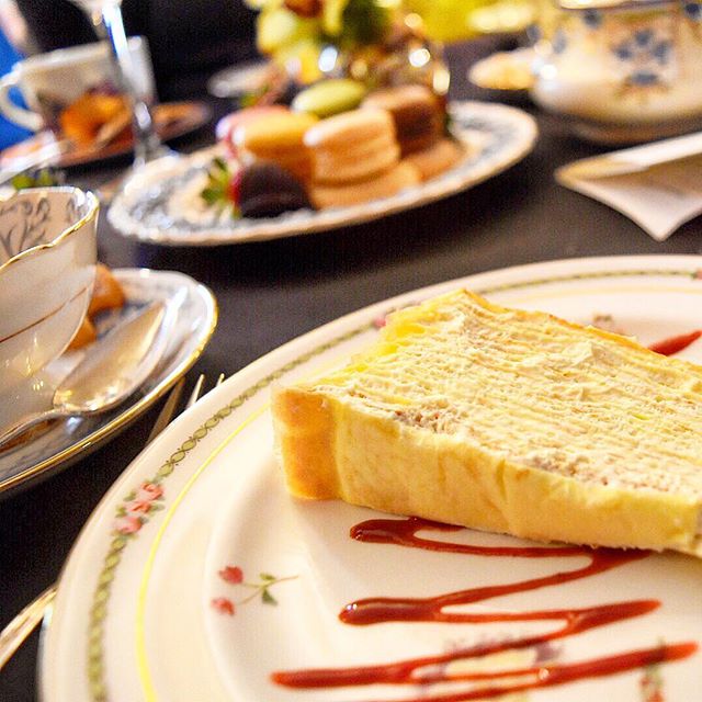 Lady Mendl's Tea Salon