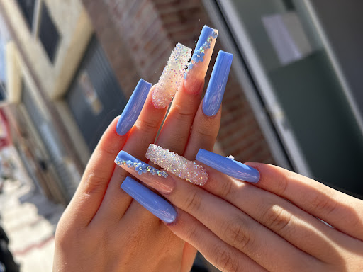 Lucia Nails
