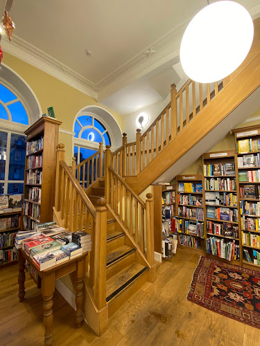 Topping & Company Booksellers of Edinburgh Phone number