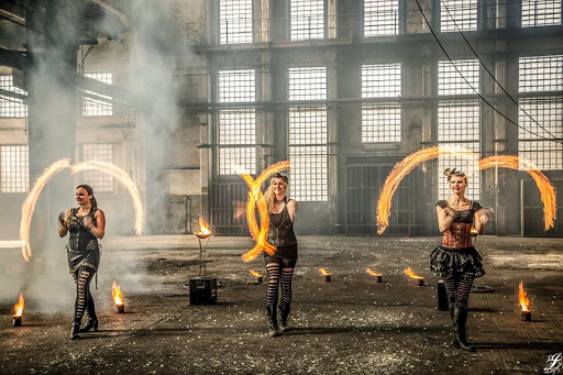 Anja Fire Artist -Das flammende Eventhighlight Gallery - Germany