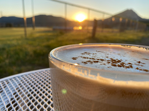 Cafe Mess - Visual