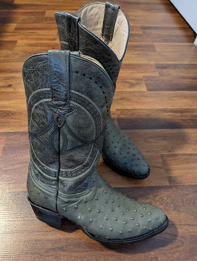 Toni's Bootstore Gallery - Mexico