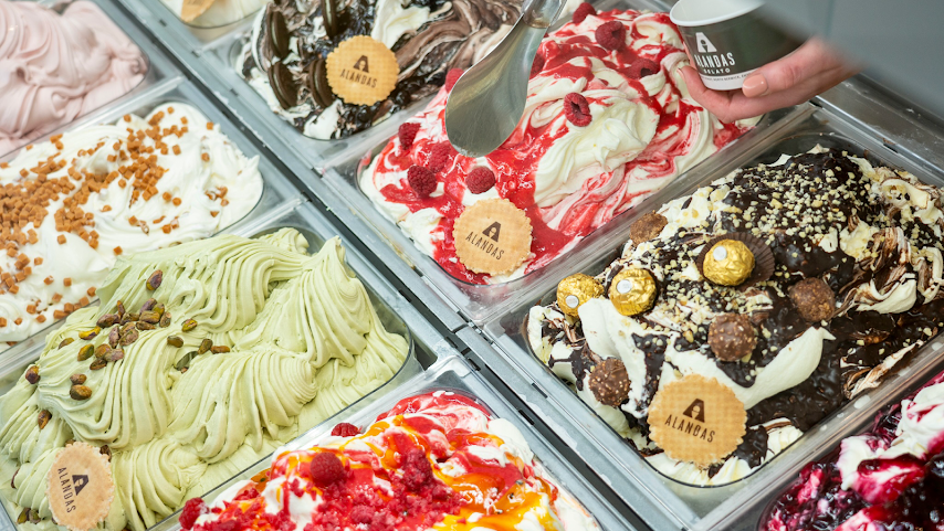 Alandas Gelato by null