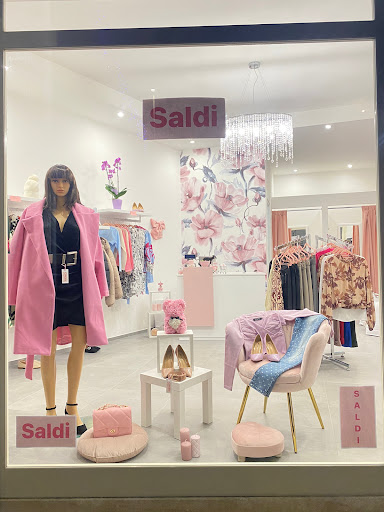 Clad Store - Visual