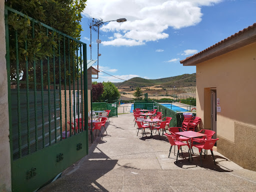 Piscina Pública Municipal de Castejón de Valdejasa.