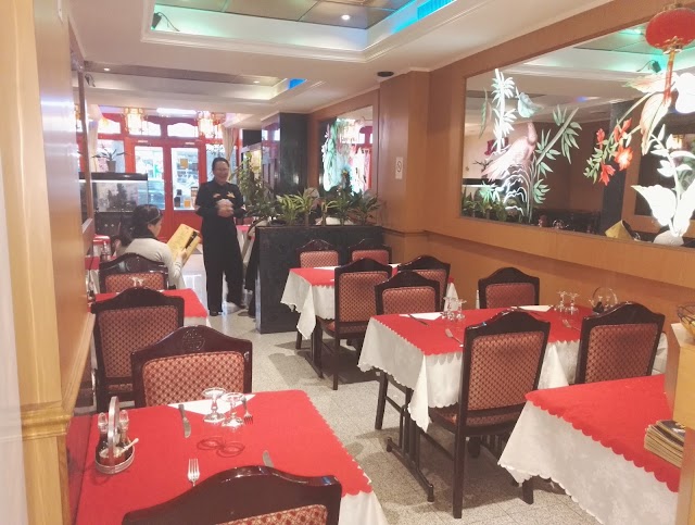Chez Hua