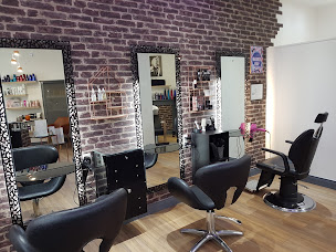 Photo n°21 de Absolut' Coiffure barbier coiffure mixte à Brantôme en Périgord (Barbier)