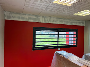 Photo n°27 de Cédric Mestre - Mestre Peinture à Bourret (Peintre en bâtiment)