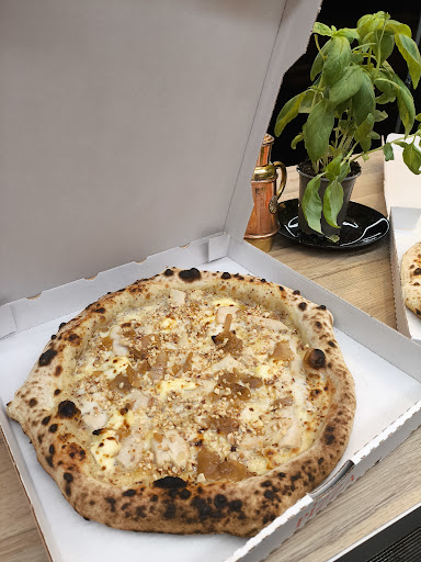 Photo 4 - Pizza Kino