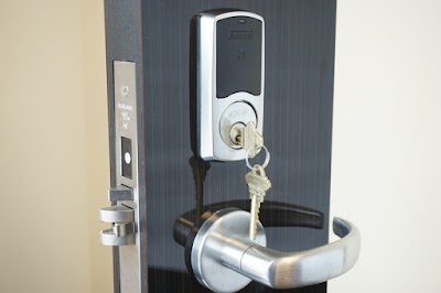 Roger Safe Lock & Key