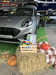 Photo n°4 de Ford Annecy Garage du Lac à Seynod (Agence de location de fourgonnettes)