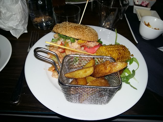Les Pommes