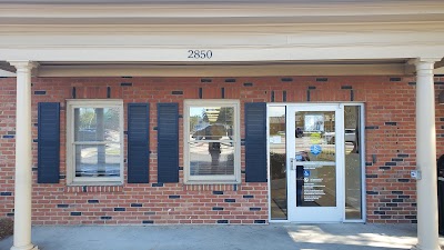 Bank of America (with Drive-thru ATM)