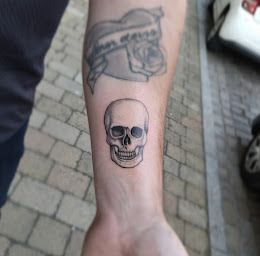 Photo n°5 de Red Geisha à Reims (Salon de tatouage et piercing)