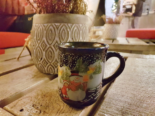 Christa ICEBAR & CAFE - Thumbnail