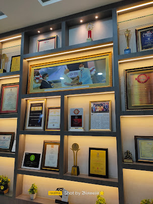 Af1qipmkyok2jzaa2duk1if2 Cyzeemhl4ibdmiyquxp=s406 K No