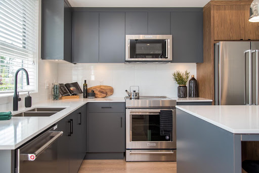 Diverse Properties - Thumbnail