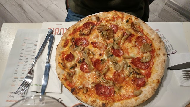 Levante Pizza e Birra Rubiu