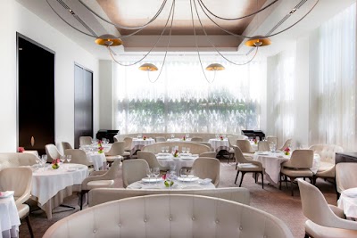Photos of Trump International Hotel & Tower New York