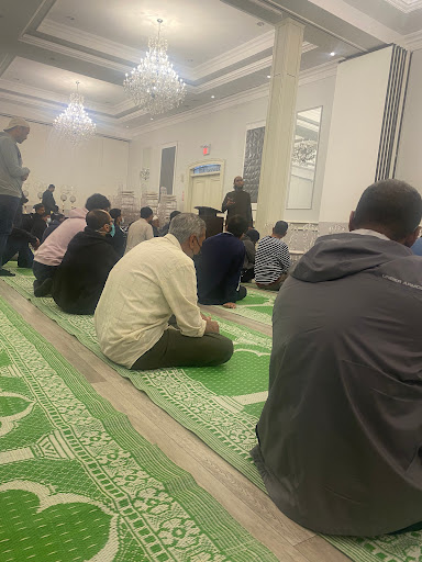 J & J Sawagat Banquet Hall ONLY Friday Jummah prayer - Thumbnail