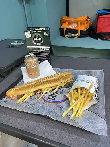 Photo 2 - Burger Store marly