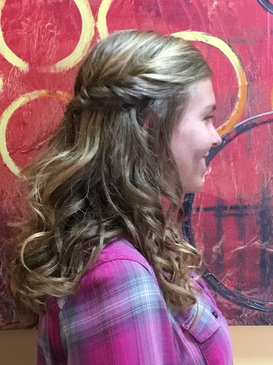 Sherrie's Cuts-N-Curls Salon - Thumbnail