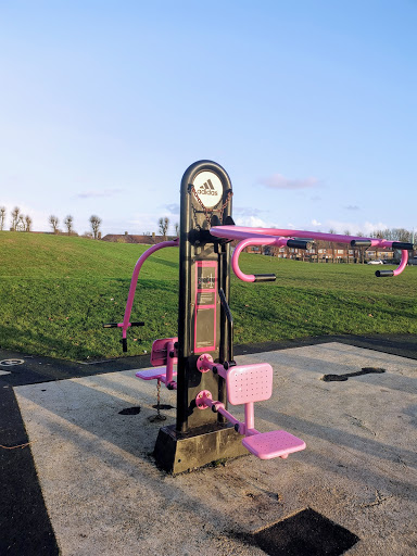 Mayesbrook Park Outdoor Gym - Thumbnail