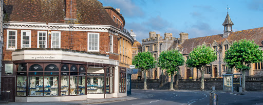 M G Welch Jewellers