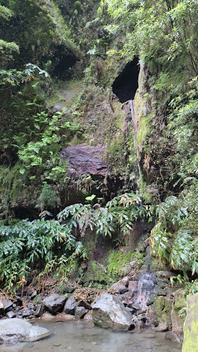 Pequena Rota Circular PRC 37 SMI - Rota da Água - Janela do Inferno - Agência de viagens