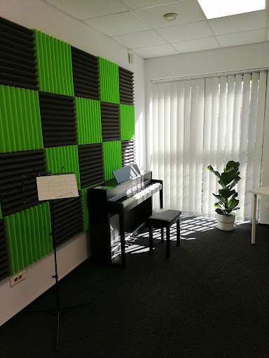 Artyz Warszawa Praga - Szkoła Muzyczna